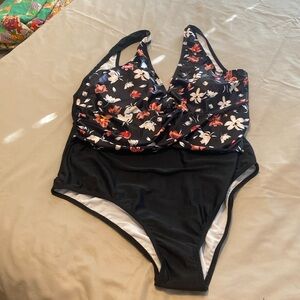 SHEIN bathing suit one piece.  Never worn.  3XL